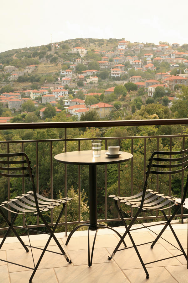 Arhontiko Parnona Hotel Karyes ภายนอก รูปภาพ