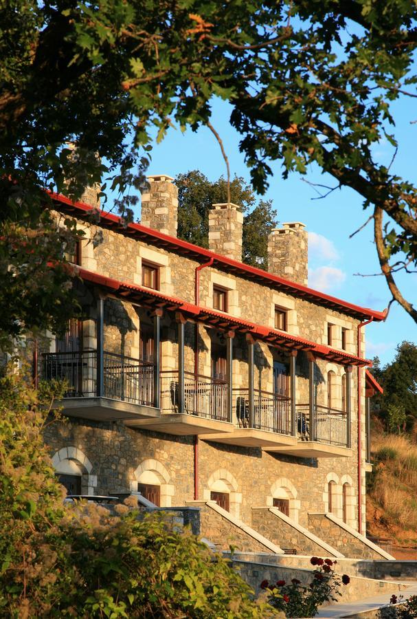 Arhontiko Parnona Hotel Karyes ภายนอก รูปภาพ