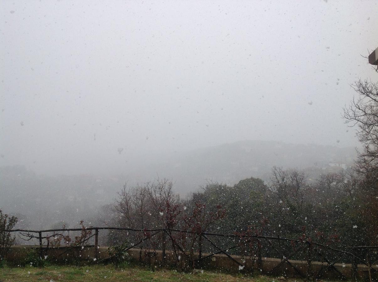 Arhontiko Parnona Hotel Karyes ภายนอก รูปภาพ