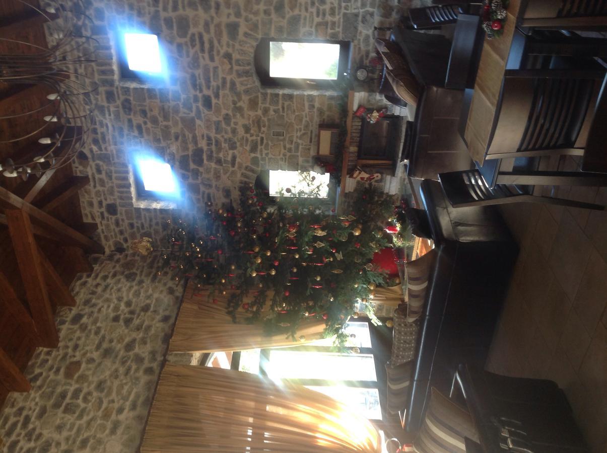 Arhontiko Parnona Hotel Karyes ภายนอก รูปภาพ